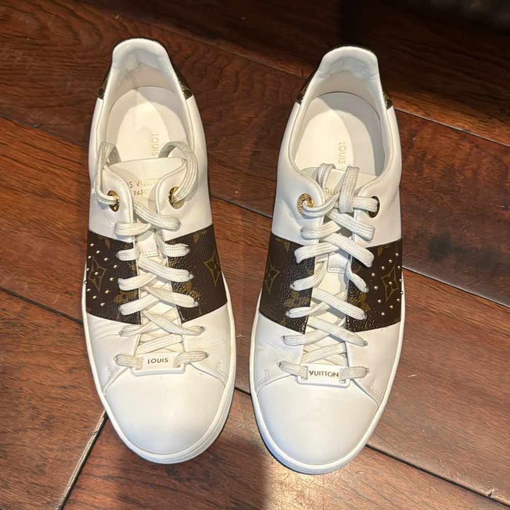 Authentic Louis Vuitton Frontrow Sneaker